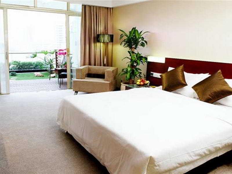 Golden City Hotel Фошан Екстериор снимка