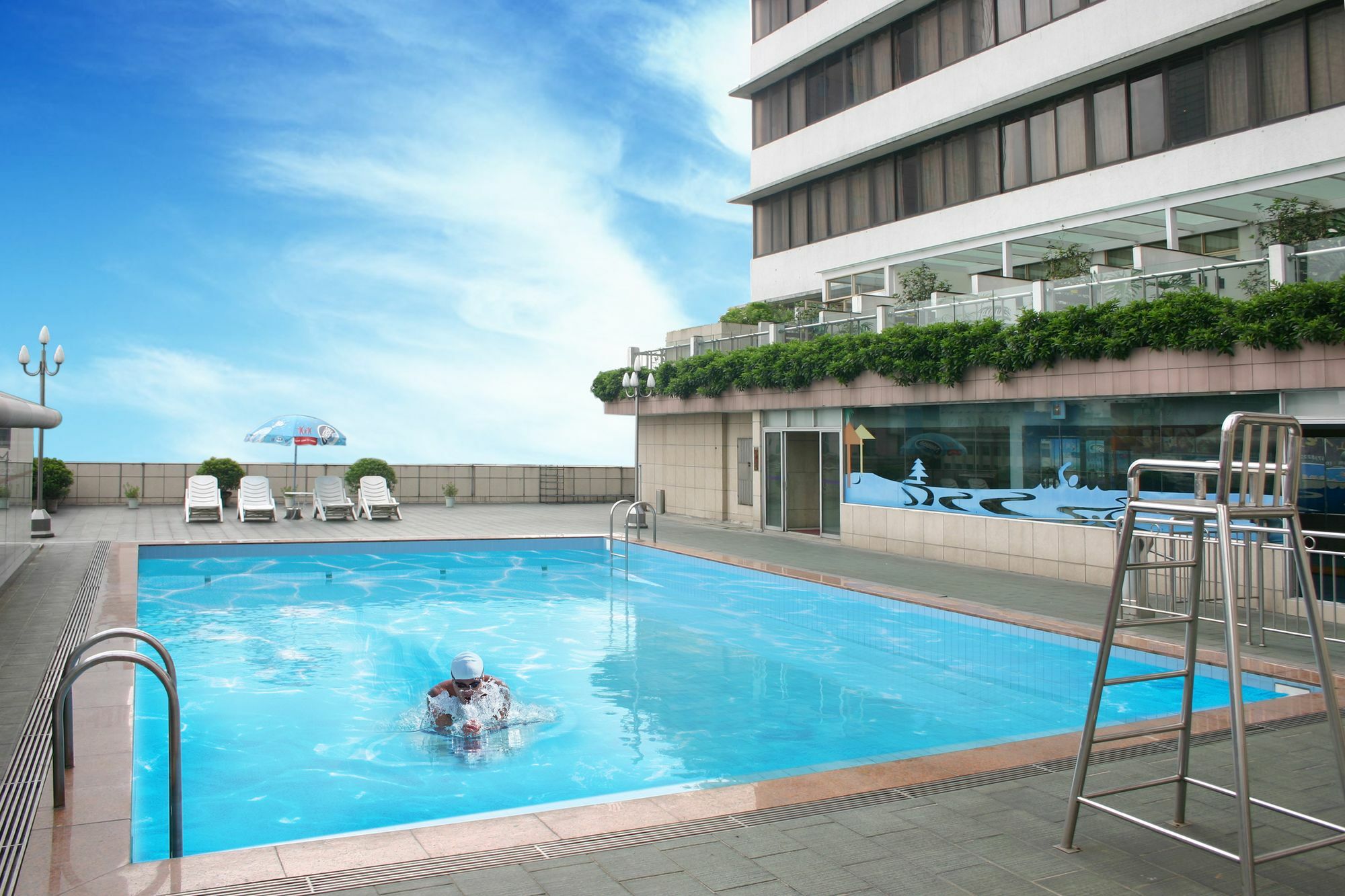 Golden City Hotel Фошан Екстериор снимка